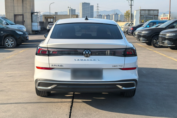 大众 2023款 凌渡L 280TSI DSG酷辣版车身外观6004