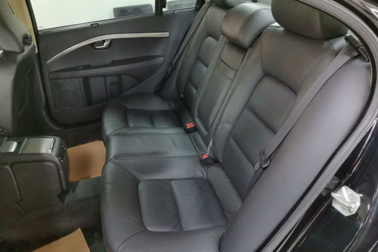 沃尔沃S80L 2014款 2.0T T5 智逸版中控内饰7001