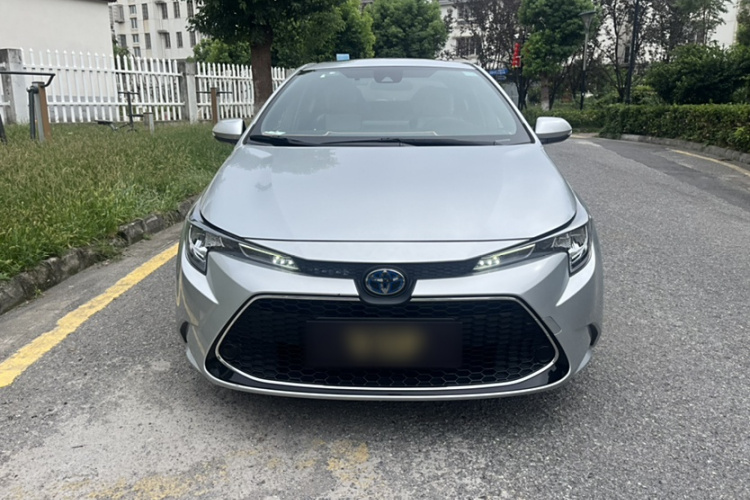 丰田 雷凌 2022款 双擎 1.8H E-CVT豪华版车身外观6001