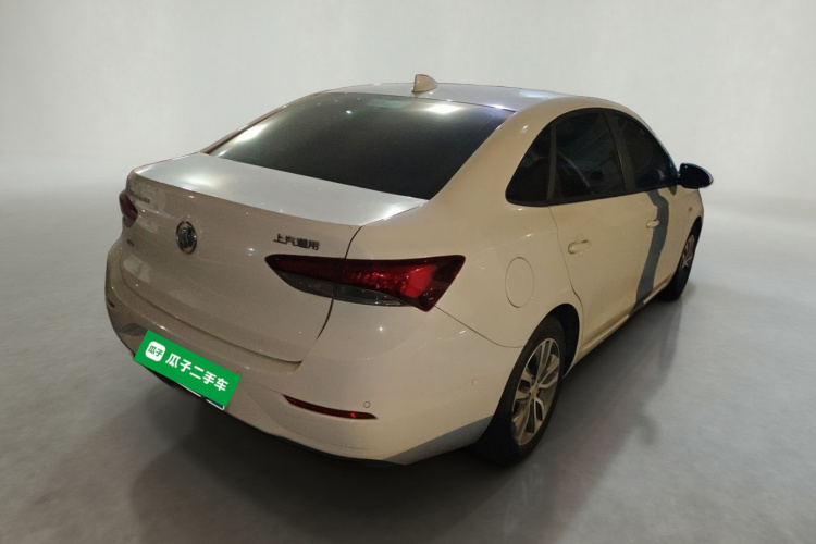 别克 英朗 2018款 18T 自动精英型车身外观7