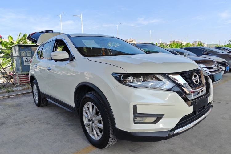 日产 奇骏 2020款 2.0L XL Premium CVT 2WD智联尊享版车身外观6002