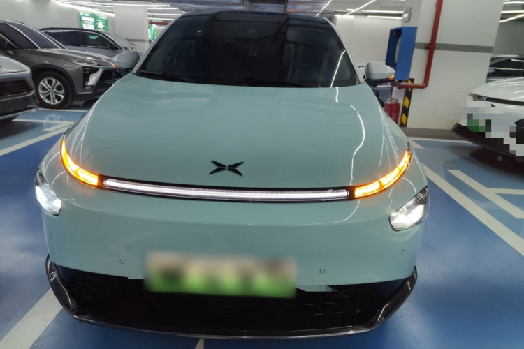 小鹏G3 2021款 G3i 520N车身外观2