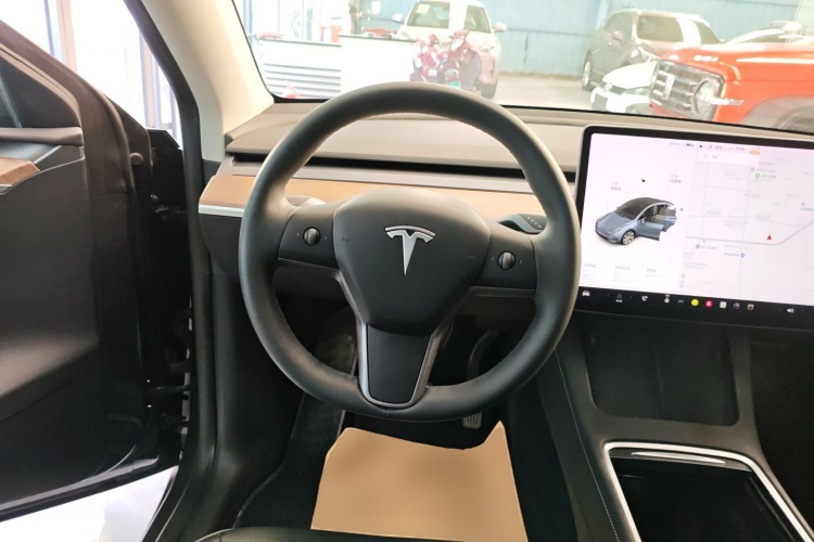 特斯拉 Model Y 2021款 长续航全轮驱动版局部细节13