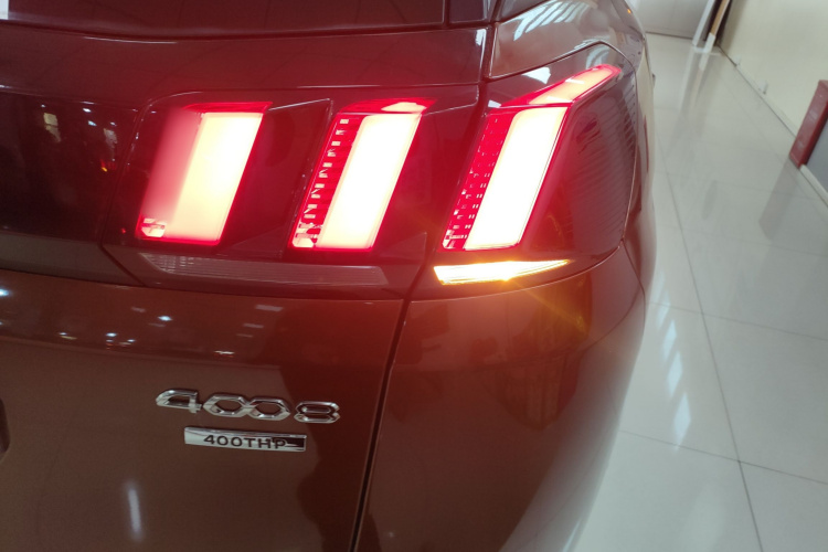 标致4008 2019款 400THP 尝先版车身外观6006