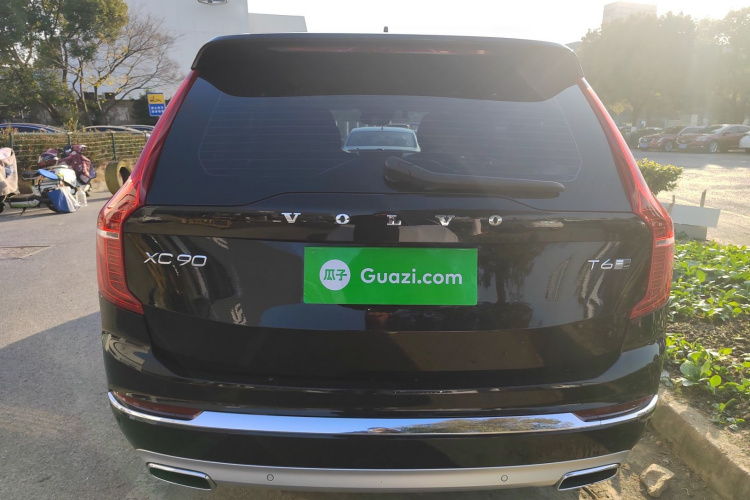 沃尔沃XC90 2020款 T6 智逸豪华版 7座车身外观6