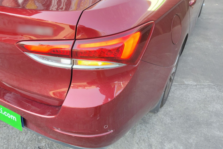 别克 英朗 2018款 15T 双离合精英型 国V车身外观6006