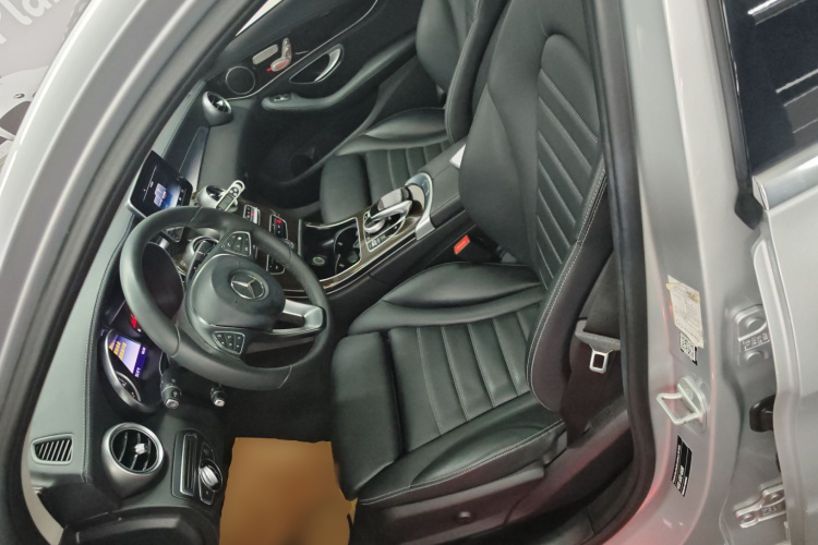 奔驰C级 2016款 C 200 L局部细节19