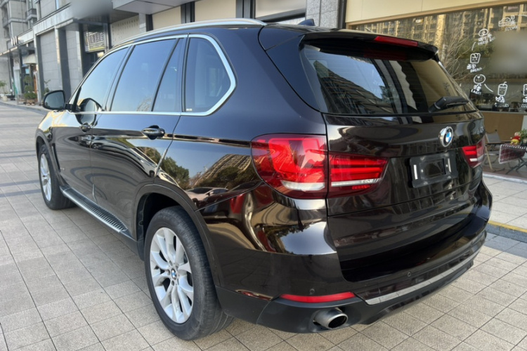 宝马X5(进口) 2018款 xDrive28i车身外观6006