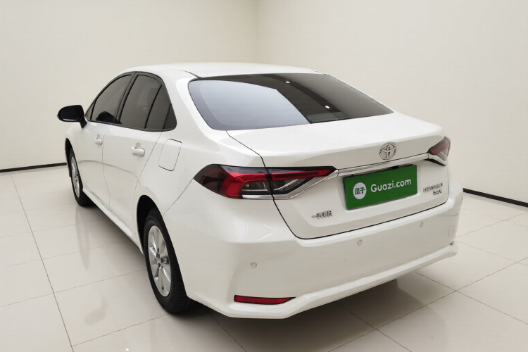 丰田 卡罗拉 2021款 1.2T S-CVT 先锋版车身外观5