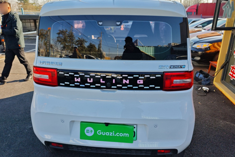 五菱汽车 宏光MINIEV 2021款 马卡龙时尚款 磷酸铁锂车身外观6