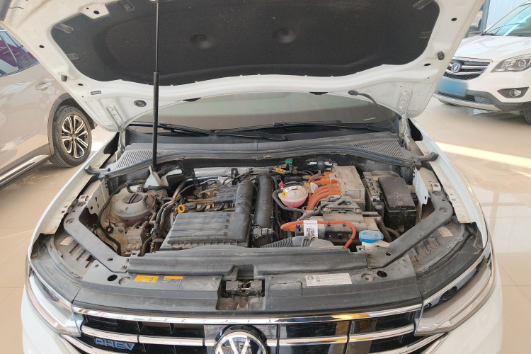 大众 途观L新能源 2023款 430PHEV 插电混动尊贵版机舱底盘24