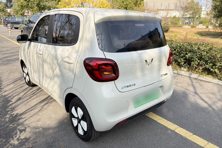 五菱汽车 宏光MINIEV 2025款 四门版 进阶款车身外观6005