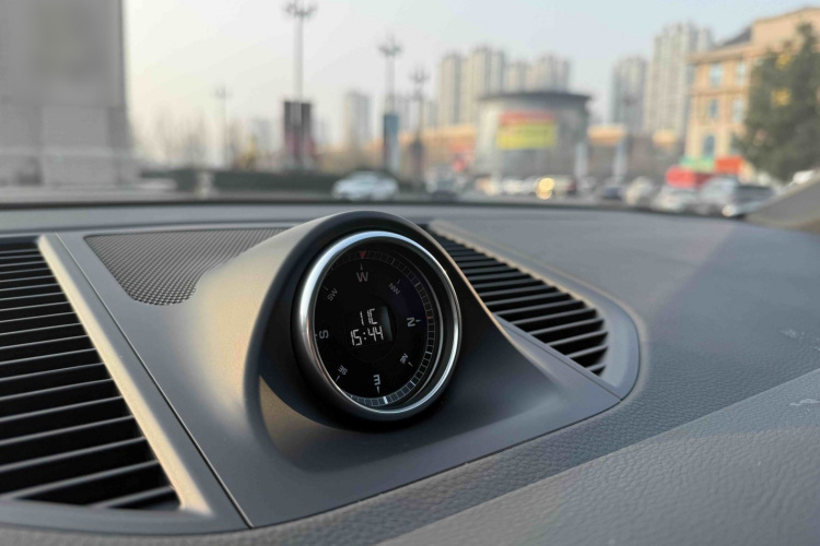 保时捷 2021款 Macan 2.0T中控内饰7007