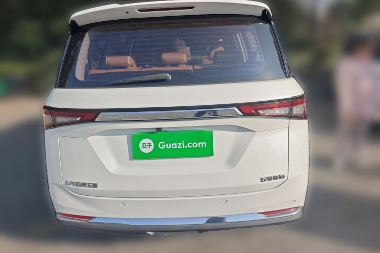 五菱汽车 五菱佳辰 2022款 1.5T CVT尊享旗舰型车身外观6