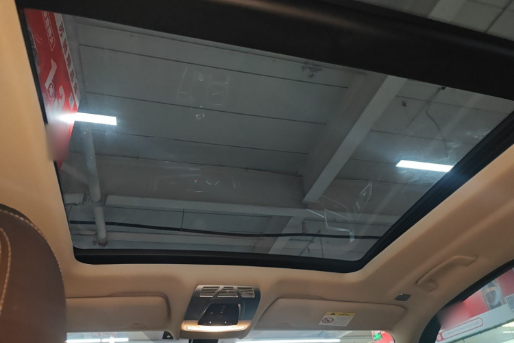 宝马X5(进口) 2017款 xDrive28i中控内饰22