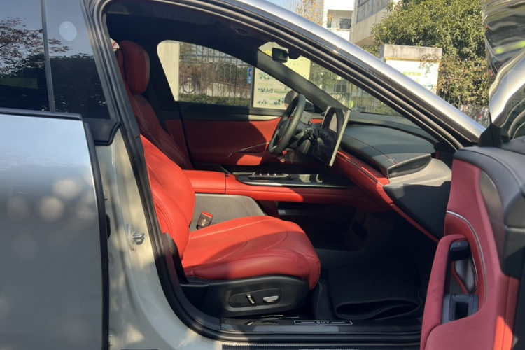 小米汽车 小米SU7 2024款 四驱超长续航高阶智驾Max版中控内饰7003