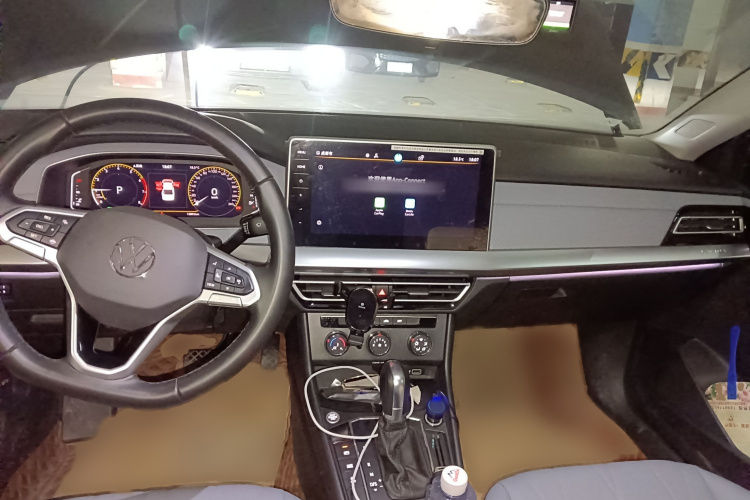 大众 朗逸 2023款 1.5L 自动五百万版中控内饰7002