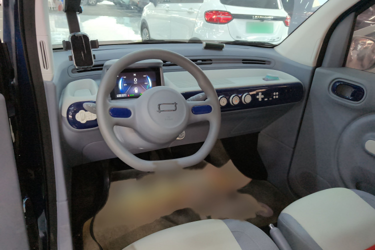 奔腾小马 2024款 170km 活力马中控内饰7002