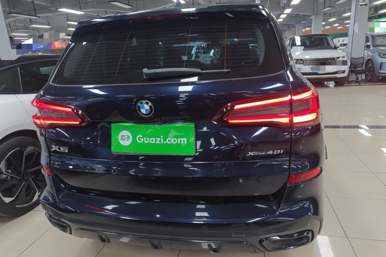 宝马X5(进口) 2021款 改款 xDrive30i M运动套装车身外观6