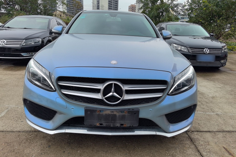 奔驰C级 2016款 C 200 L 运动型车身外观2