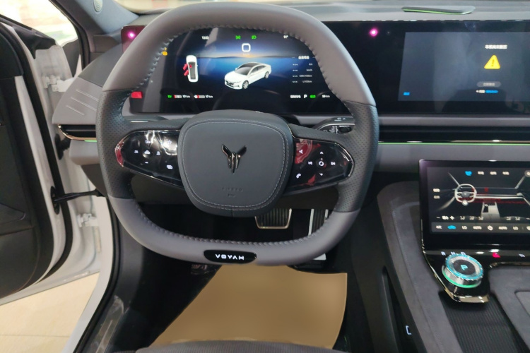 岚图汽车 岚图追光 2024款 PHEV 四驱超长续航行政版局部细节13