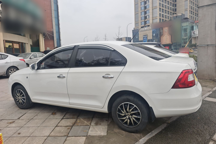 斯柯达 昕锐 2016款 1.4L 手动前行版车身外观4