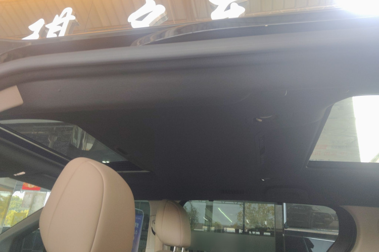 丰田 格瑞维亚 2022款 2.5L混动 尊爵版局部细节22