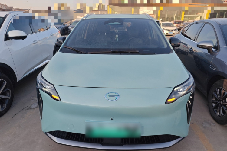 埃安 AION Y 2023款 Plus 510 智领版车身外观2