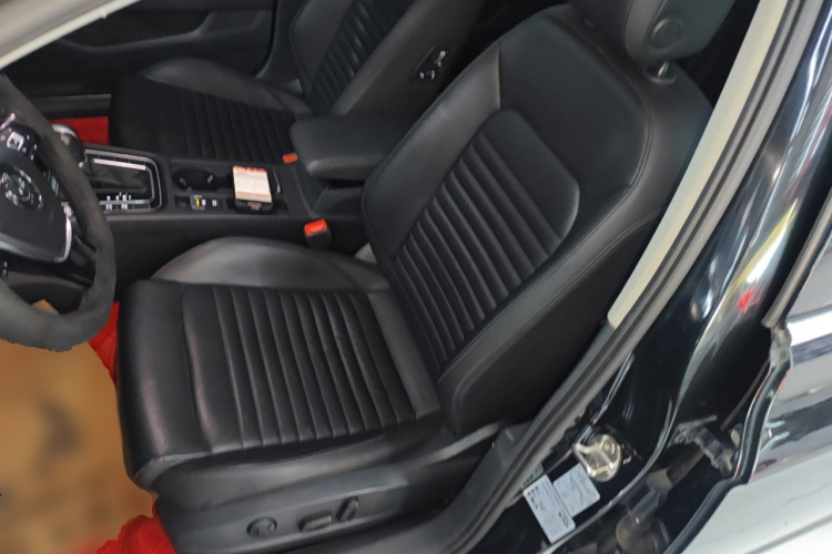 大众 迈腾 2017款 280TSI DSG 领先型中控内饰19