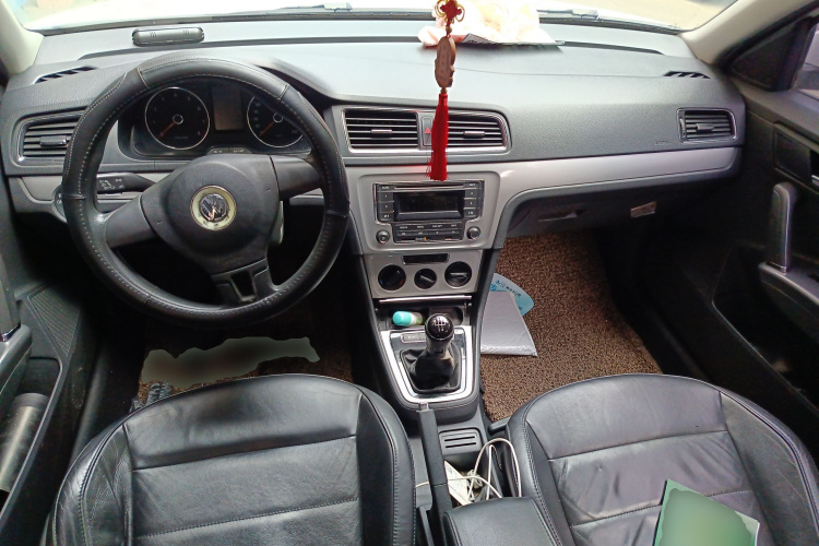 大众 朗行 2013款 1.6L 手动舒适型中控内饰12