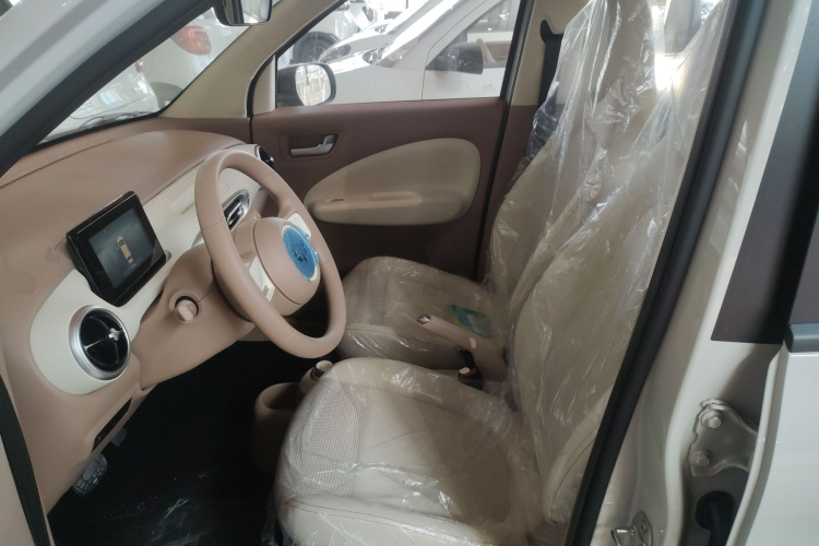 五菱汽车 宏光MINIEV 2025款 四门版 进阶款中控内饰19