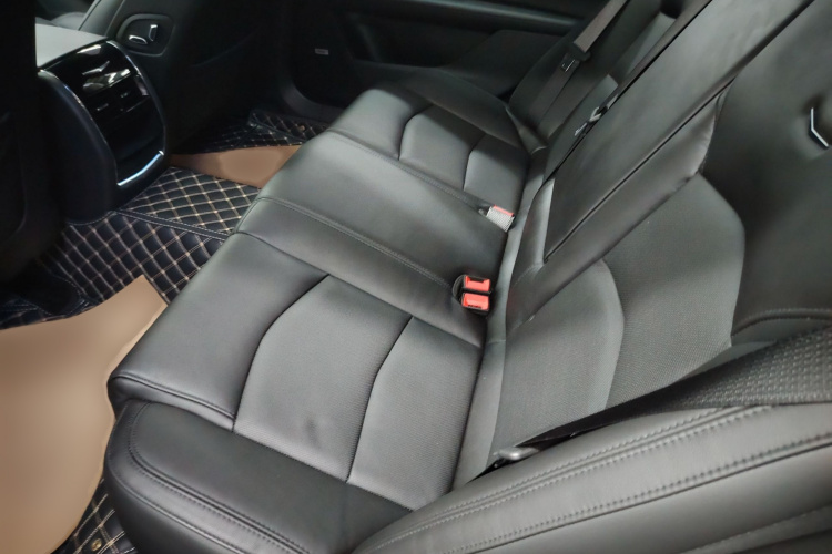 凯迪拉克CT6 2021款 28T 领先超级巡航型中控内饰7004