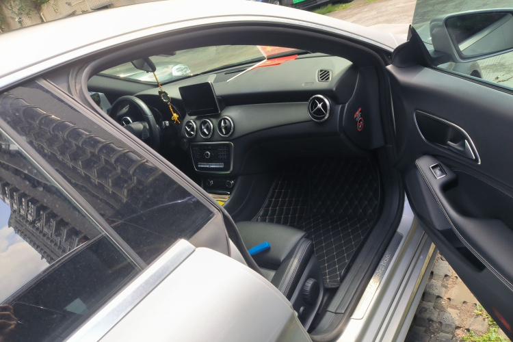 奔驰CLA 2017款 CLA 200 时尚型局部细节9005