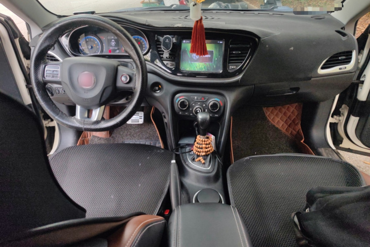 菲亚特 菲翔 2015款 1.4T 自动劲享版中控内饰12