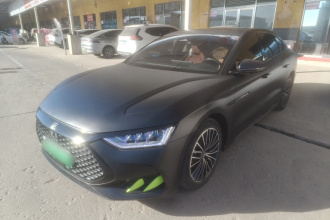 比亚迪 汉 2022款 DM-i 121KM 尊享型