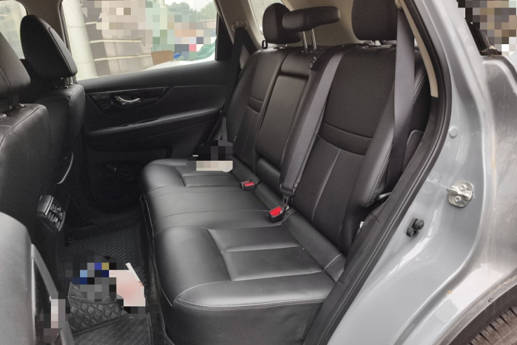 日产 奇骏 2025款 荣誉 2.0L 两驱领先版中控内饰21