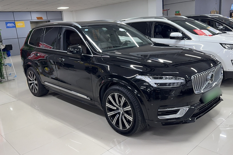 沃尔沃XC90新能源 2021款 E驱混动 T8 智尊豪华版 7座车身外观6006