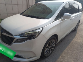 别克GL8 2021款 ES陆尊 653T 豪华型