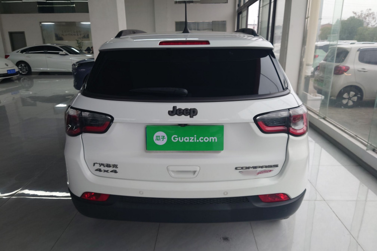 Jeep 指南者 2017款 200TS 自动高性能四驱版车身外观6