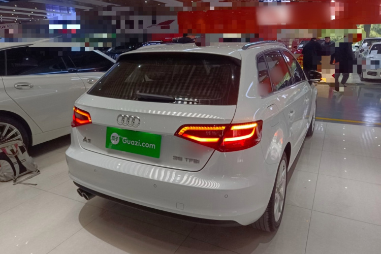 奥迪A3 2016款 Sportback 35 TFSI 风尚型车身外观7