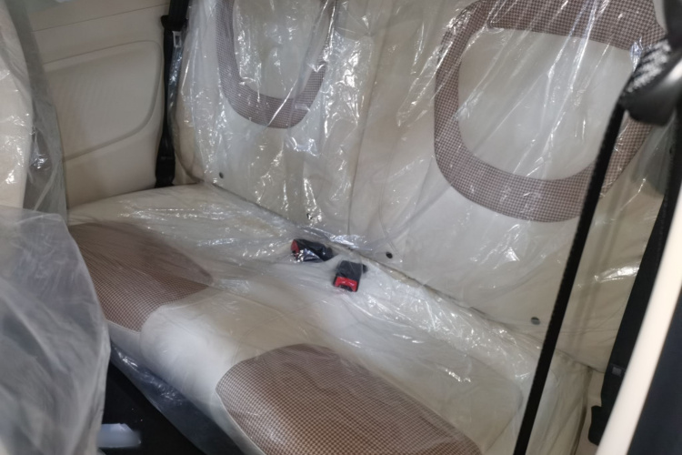 五菱汽车 宏光MINIEV 2024款 第三代 215km 青春版中控内饰21