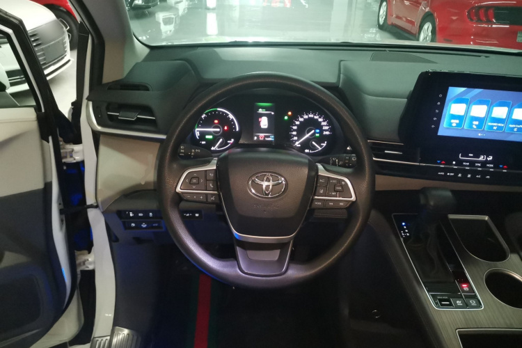 丰田 赛那SIENNA 2023款 2.5L混动 舒适版中控内饰13