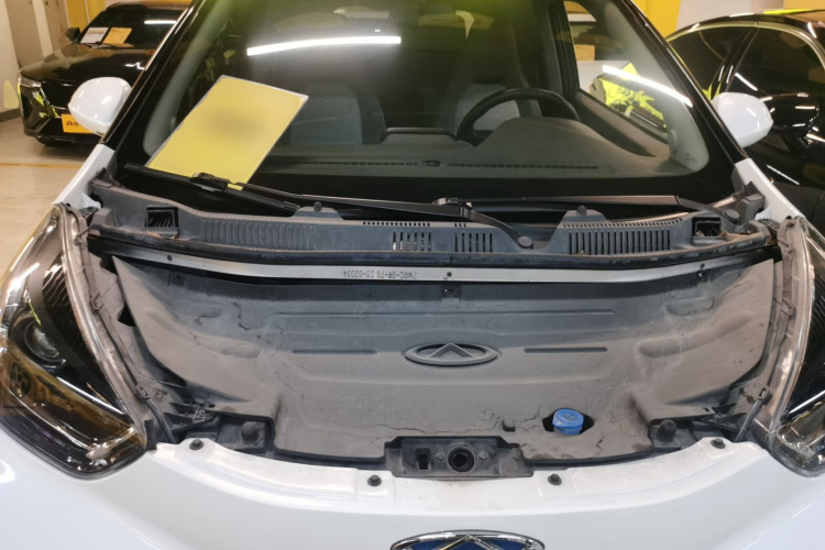 奇瑞 小蚂蚁 2021款 15万蚁粉款 蚁酷版 磷酸铁锂机舱底盘24