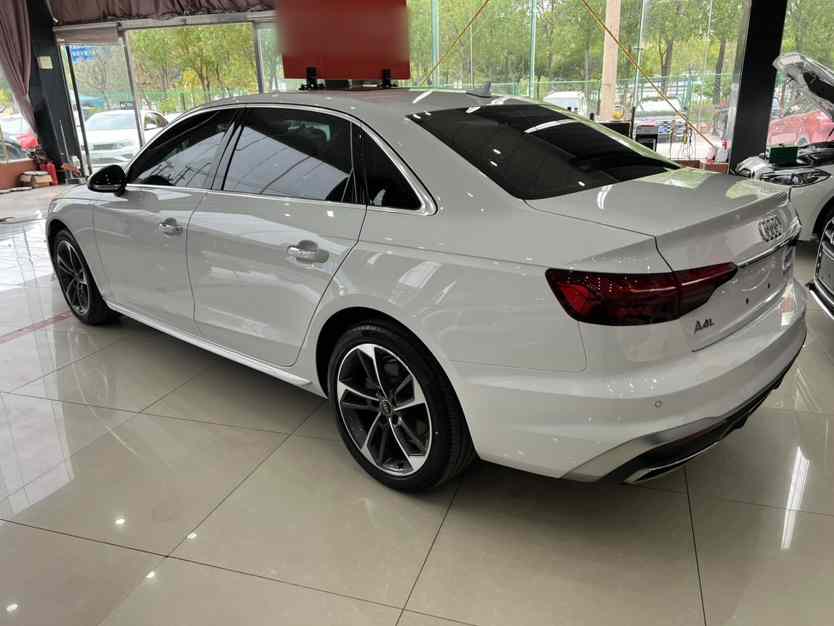 奥迪A4L 2024款 40 TFSI 时尚动感型(4)