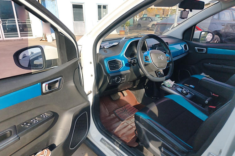 北汽新能源EC3 2019款 灵动版中控内饰7003