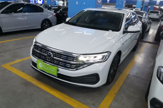 大众 速腾 2025款 200TSI DSG飞越版