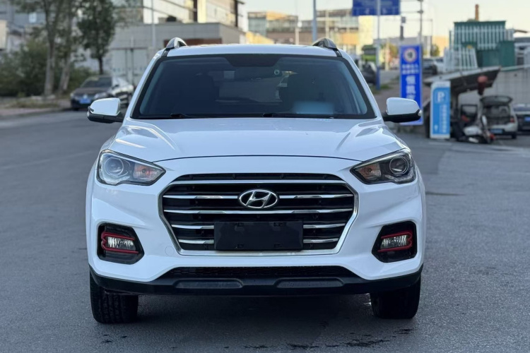 北京现代ix35 2019款 2.0L 自动两驱智勇·畅享版 国V车身外观6003