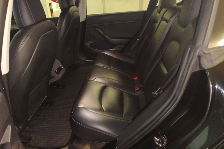 特斯拉 Model 3 2021款 改款 标准续航后驱升级版 3D1中控内饰21