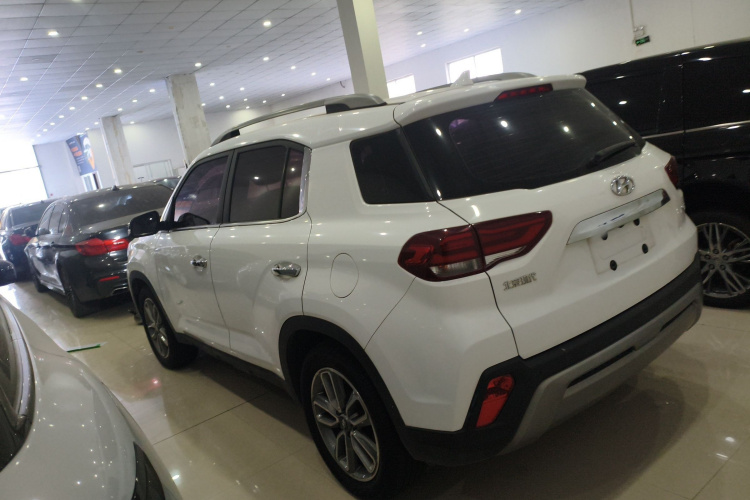 北京现代ix35 2019款 2.0L 自动两驱智勇·畅享版 国V车身外观6003