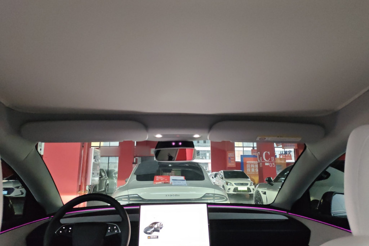 特斯拉 Model 3 2023款 长续航全轮驱动版中控内饰22